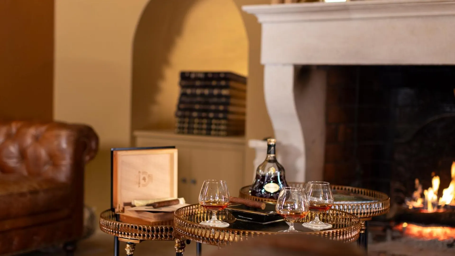 Chateau Les Oliviers De Salettes Charols فندق