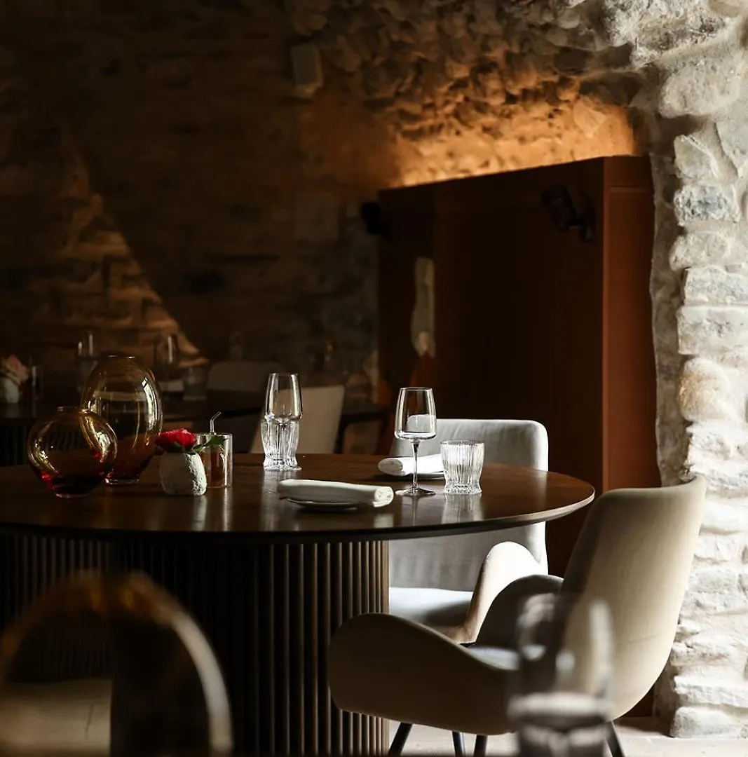 Chateau Les Oliviers De Salettes Charols